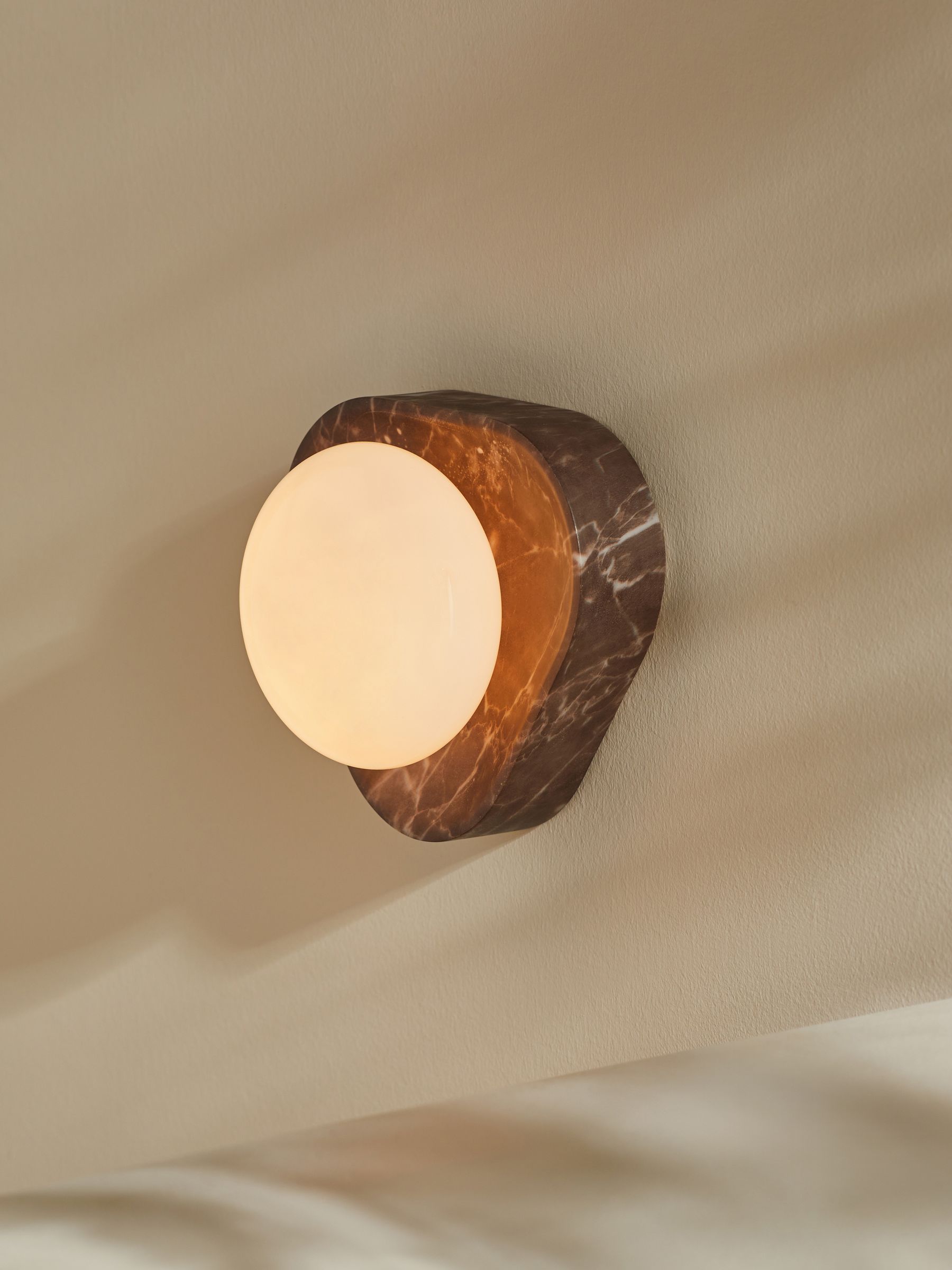 Wilf Wall Light in Red Marble Effect